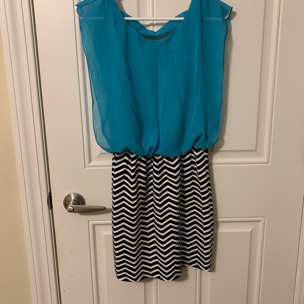 Juniors Dress